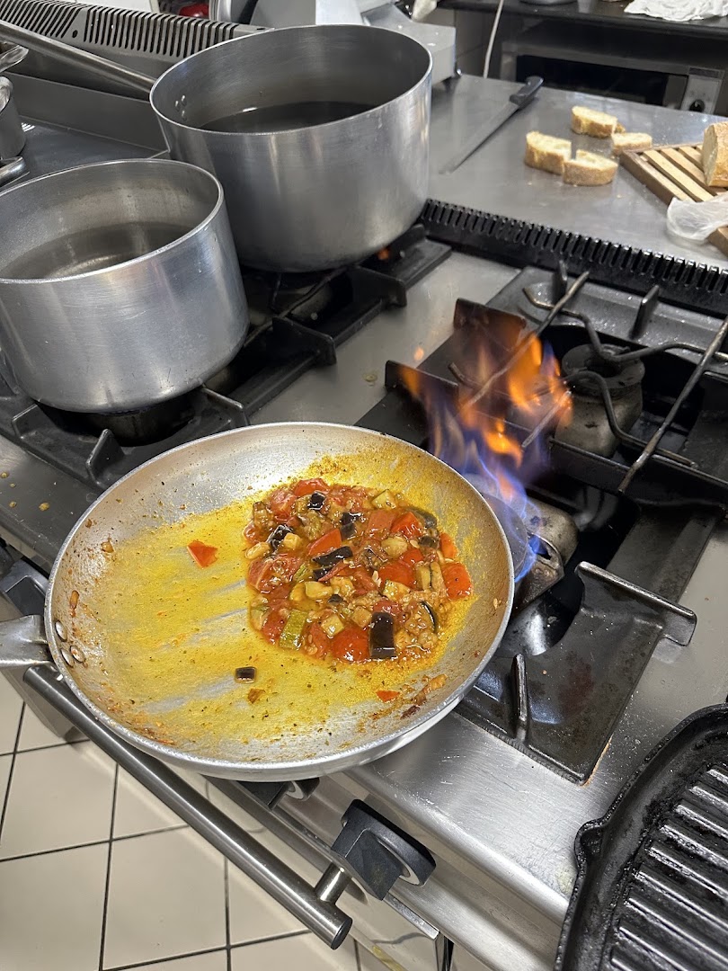 Valentino’s Cooking Class on the farm