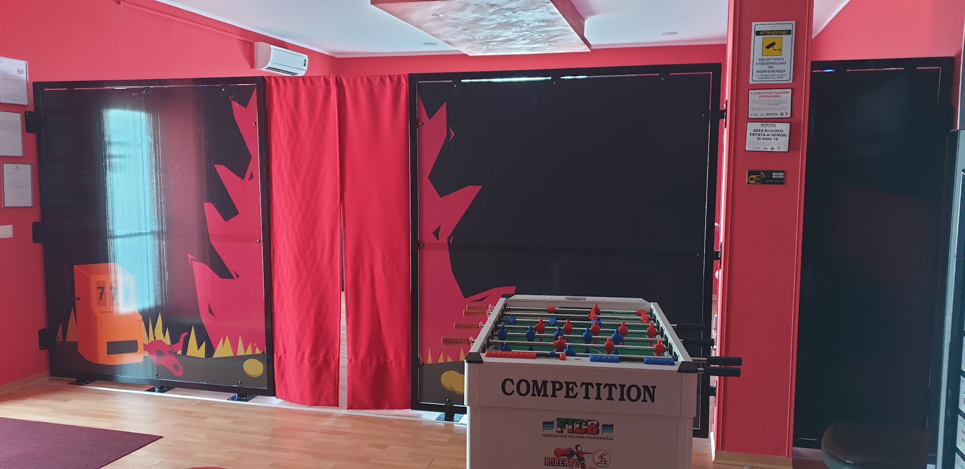 Vampire Slot, Racale