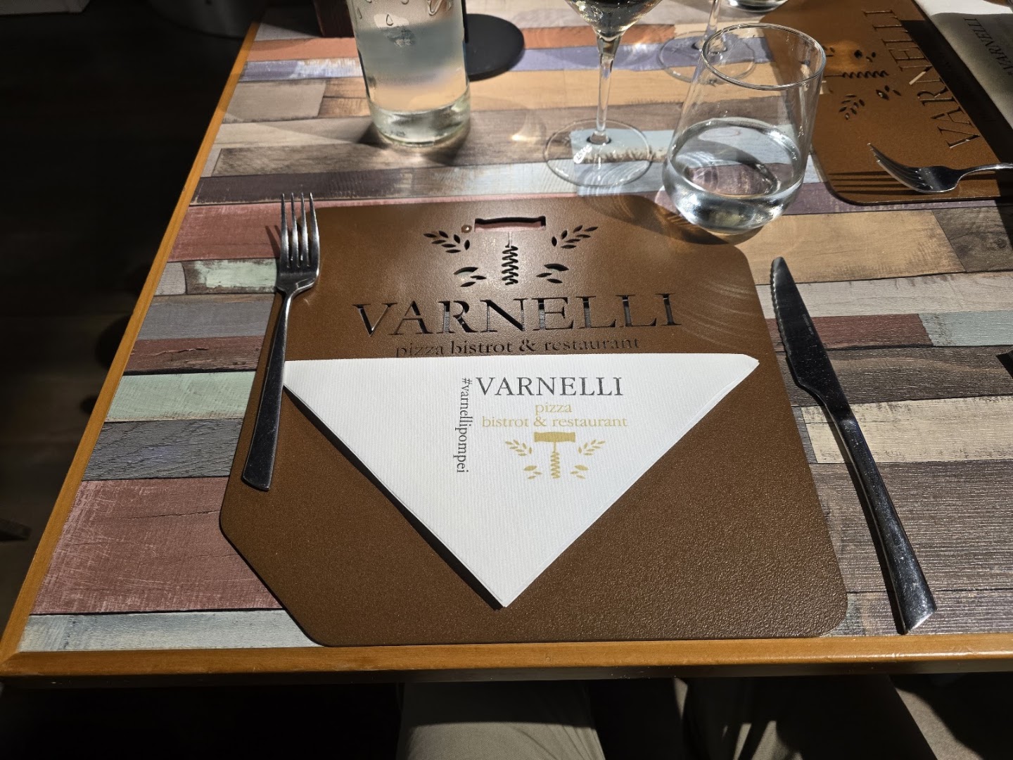 Varnelli Pizzeria Bistrot Ristorante