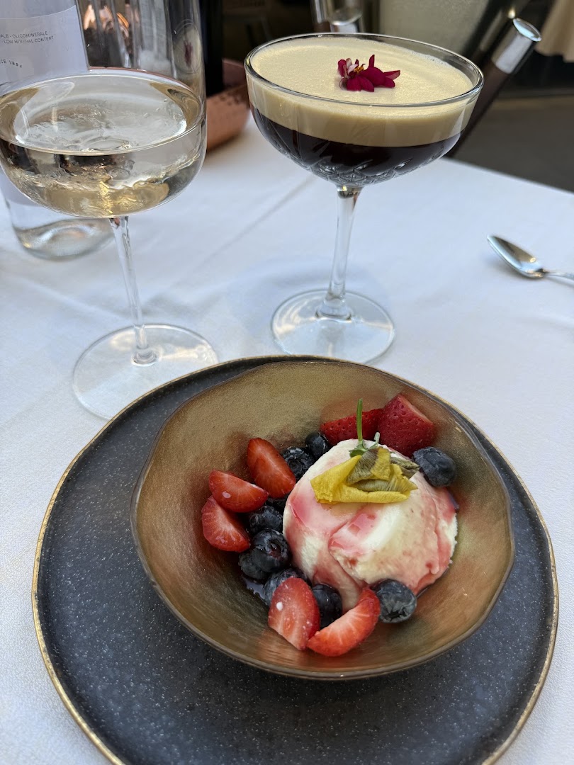 Vattani Elegant Italian Restaurant & Cocktail Bar