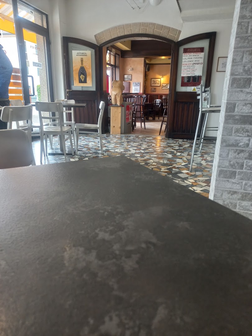 Vecchio & Nuovo - Bar Osteria Birreria