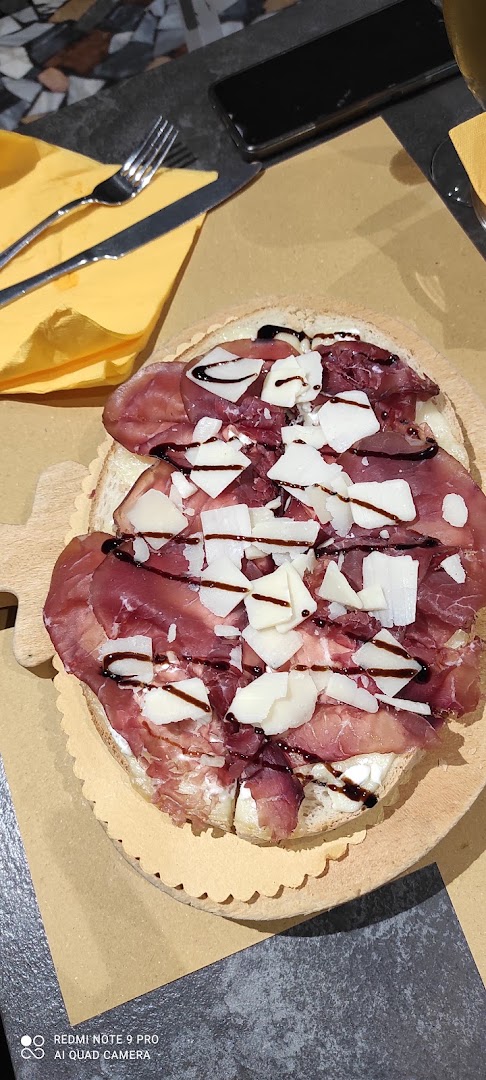 Vecchio & Nuovo - Bar Osteria Birreria