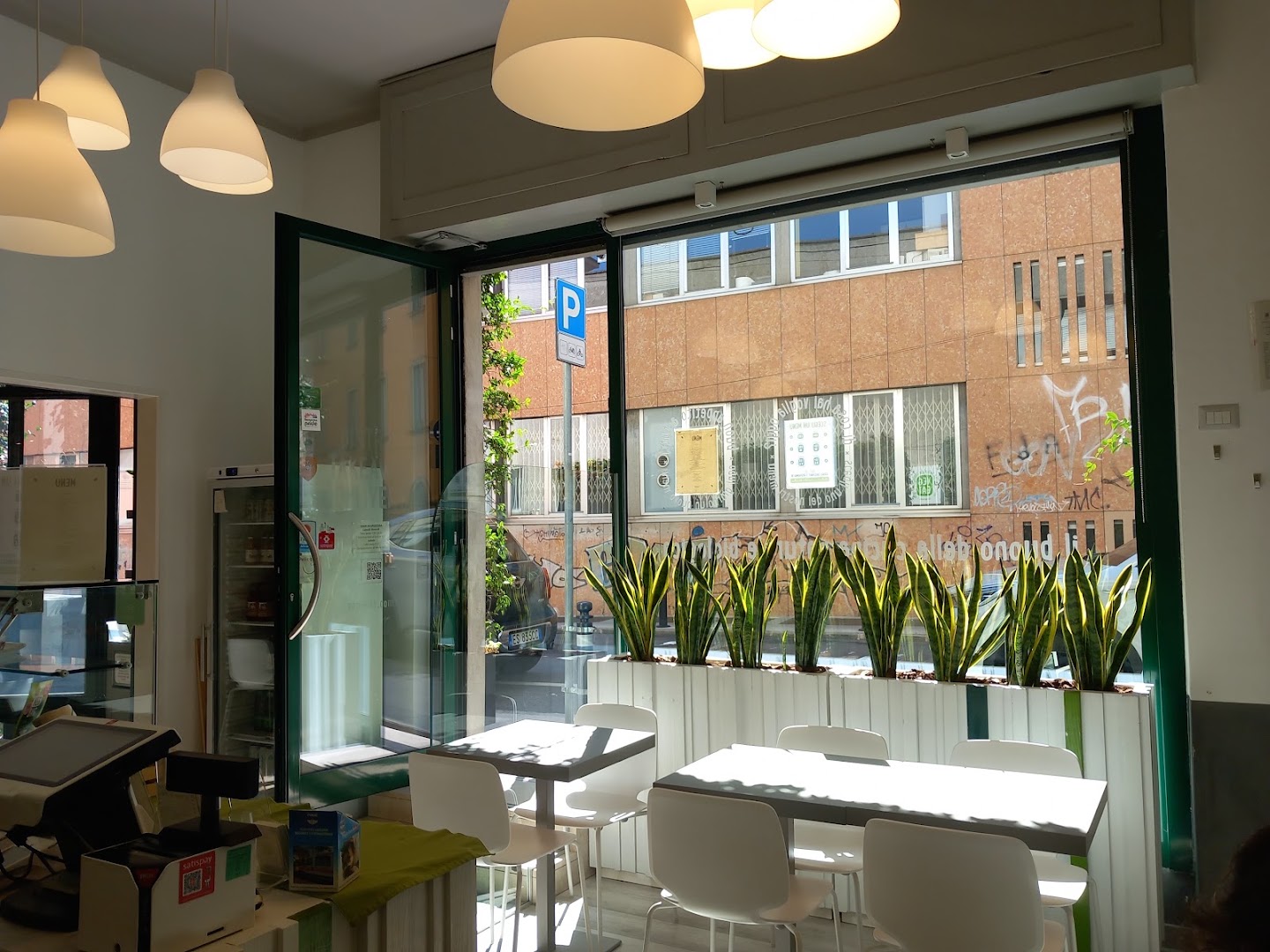 Veg Eat Cucina Naturale Biologica - bistrot + take away + delivery
