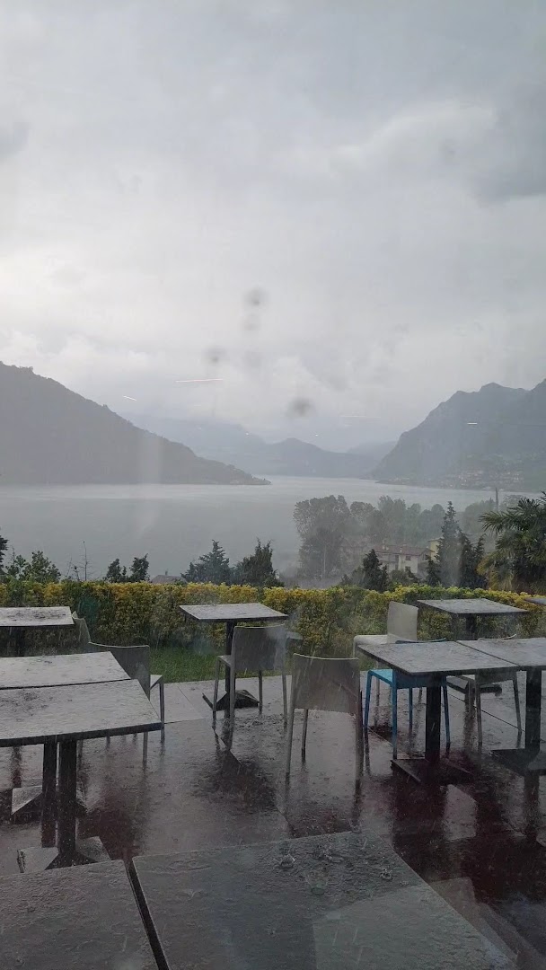 Vela di Soleville Ristorante Pizzeria & Camere con e senza Vista Lago