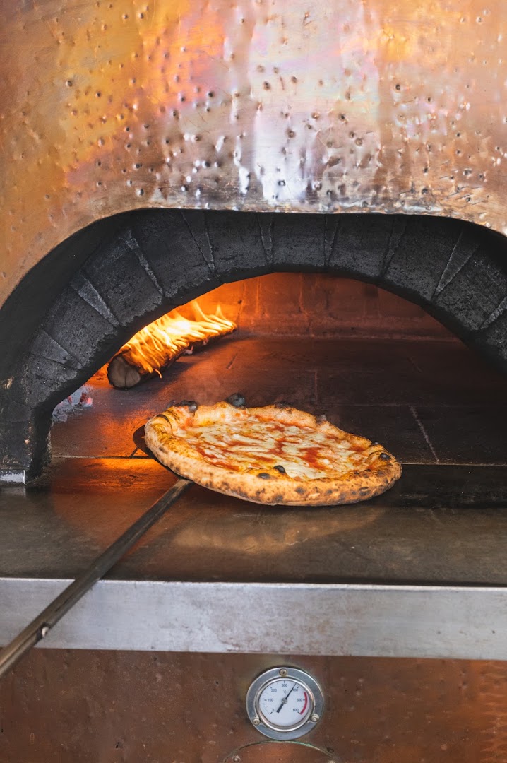 Vela Pizza & Tradizioni
