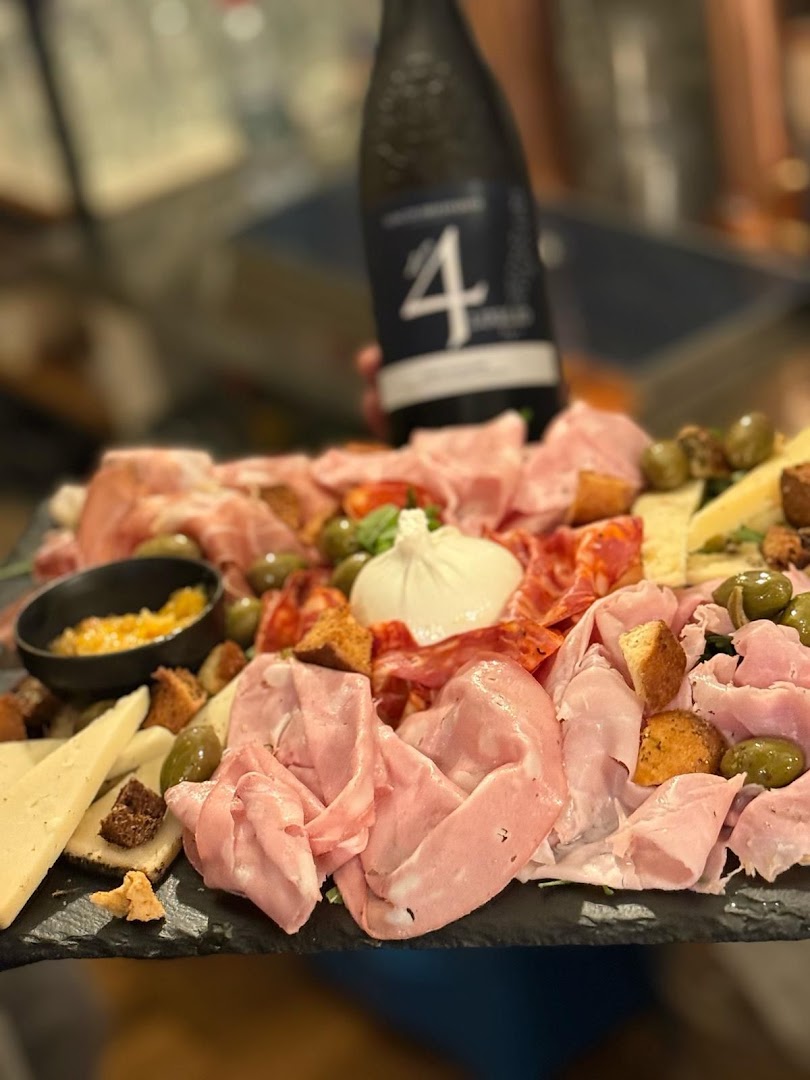 Velvet Food and Beverage, Siculiana