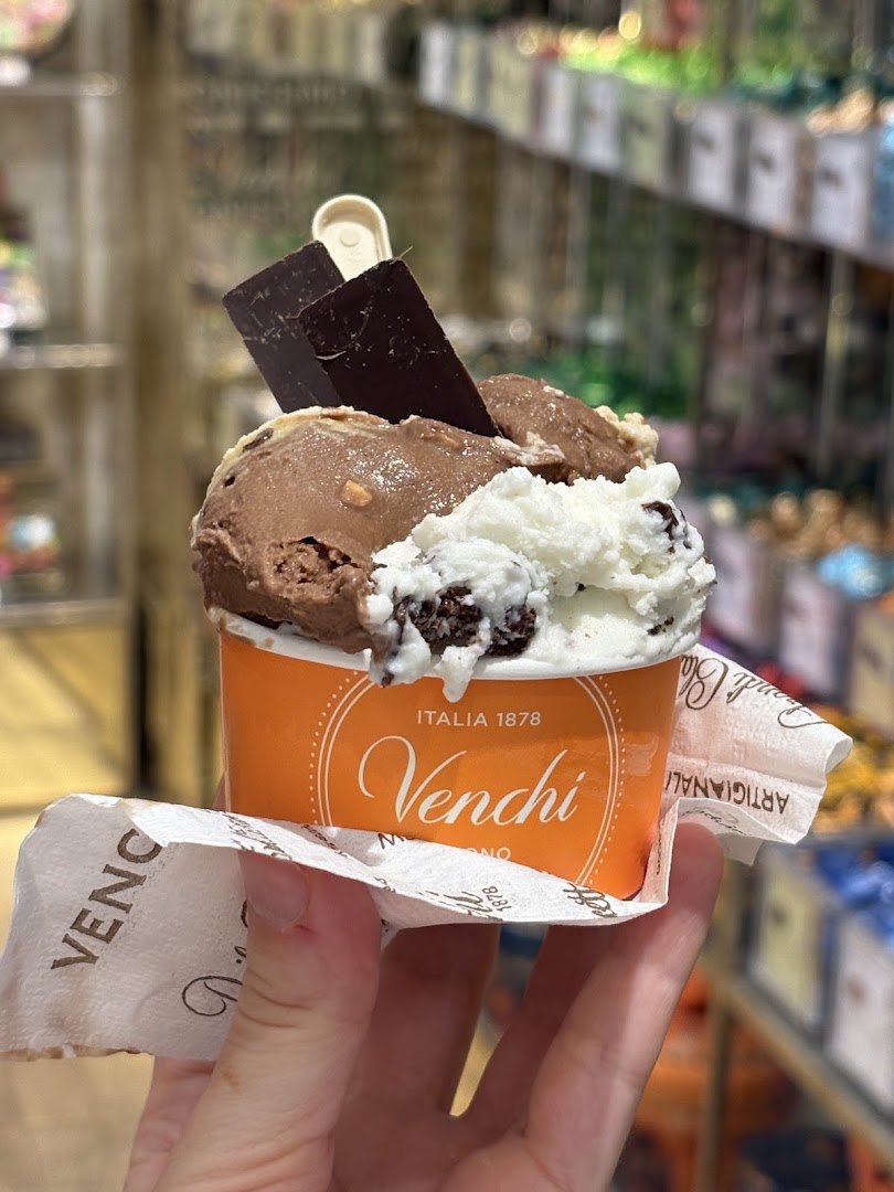 Venchi Cioccolato e Gelato, Bologna Piazza Maggiore