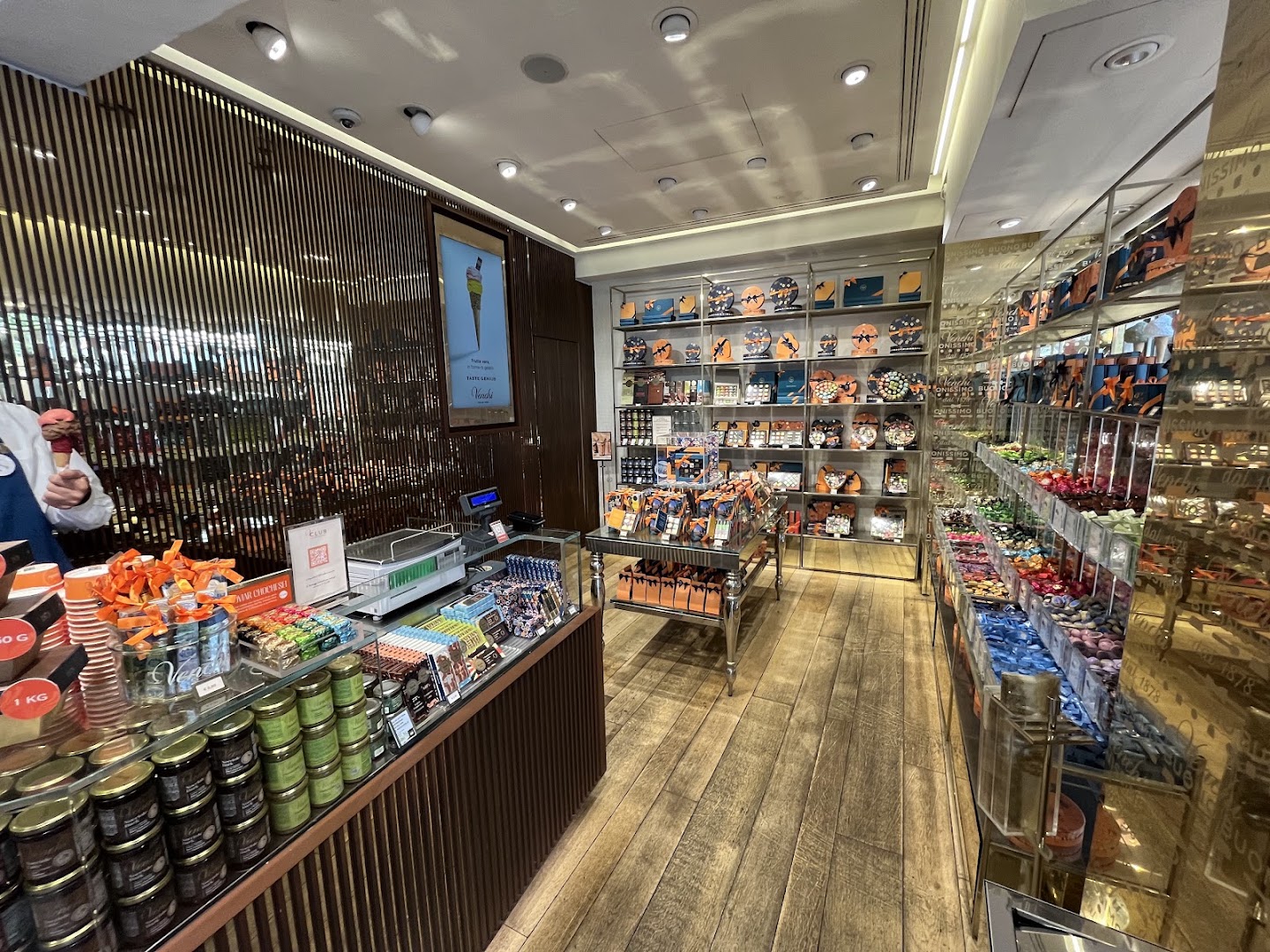 Venchi Cioccolato e Gelato, Bologna Piazza Maggiore