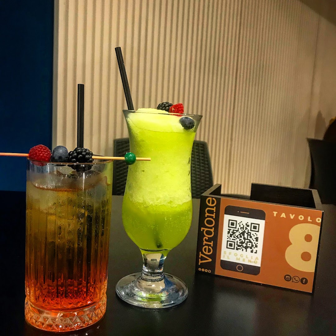 Verdone - Drink, Food e Delivery