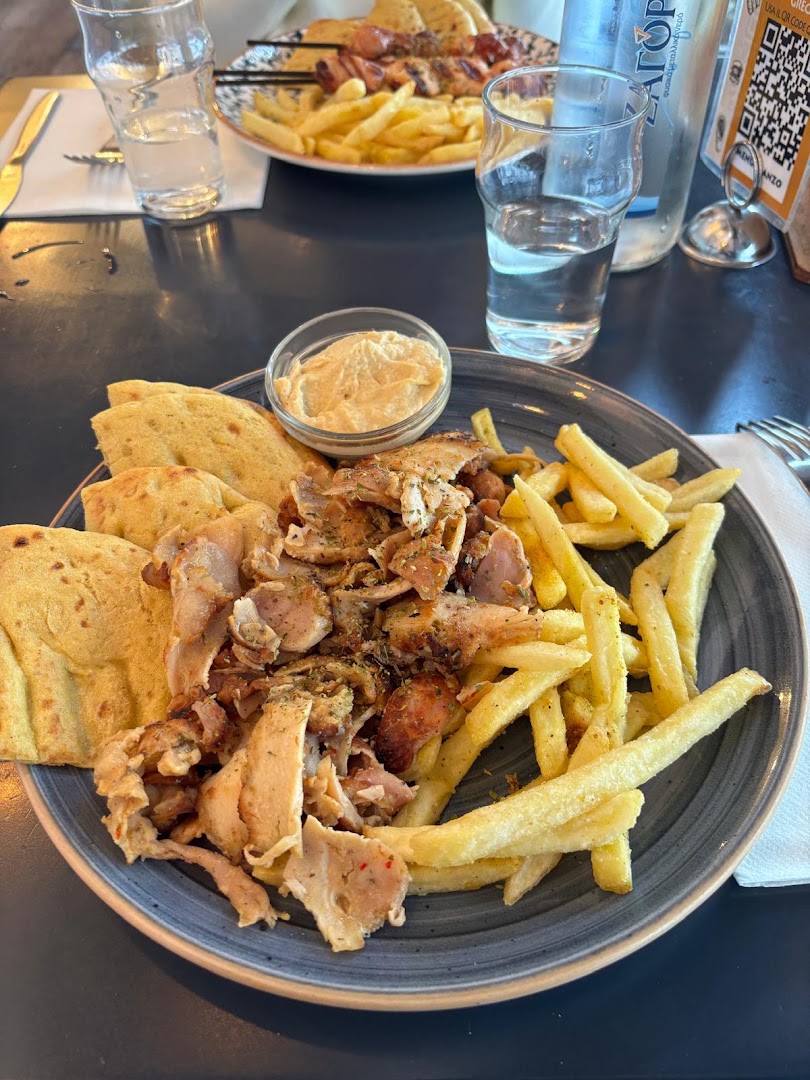 Vero Sapore Greco - Milano (Duomo) - La Cucina Greca a Milano! Speciale pita gyros!