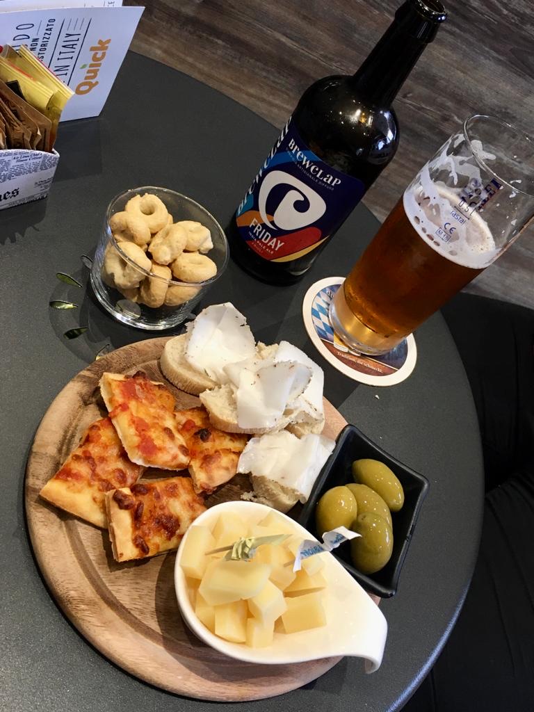 VeVè BAR