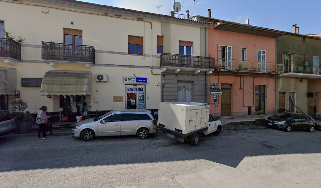 Via Aldo Moro, 19