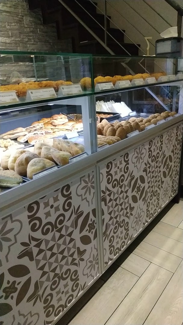 Via del Corso Pizzeria Rosticceria