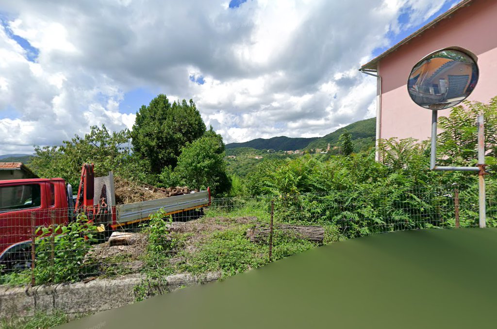Via Grandi 6 Loc. Taverna