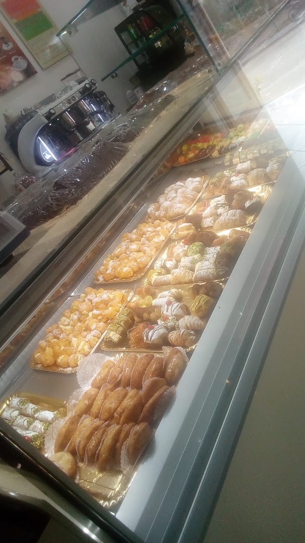 VIA LATTEA Ciocco-Gelateria