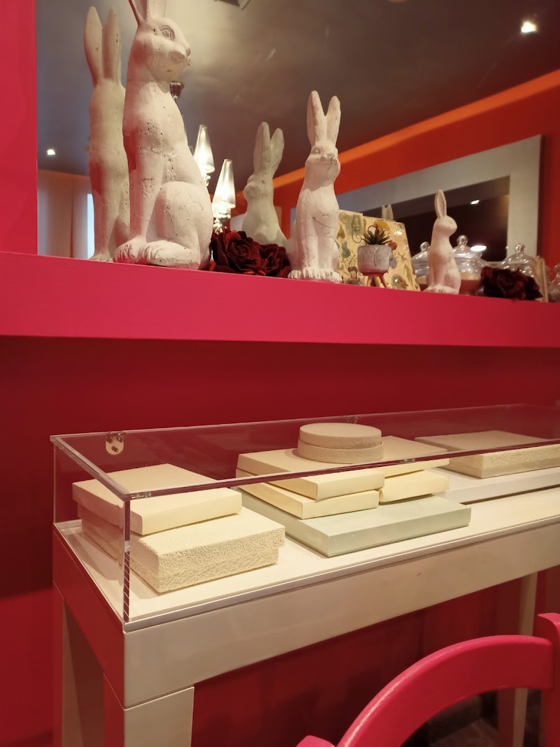 Via Roma 24-Pasticceria