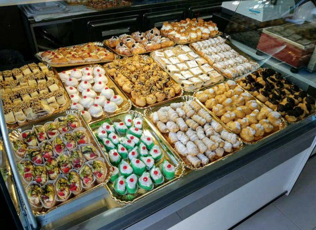 Via ROMA CAFE'