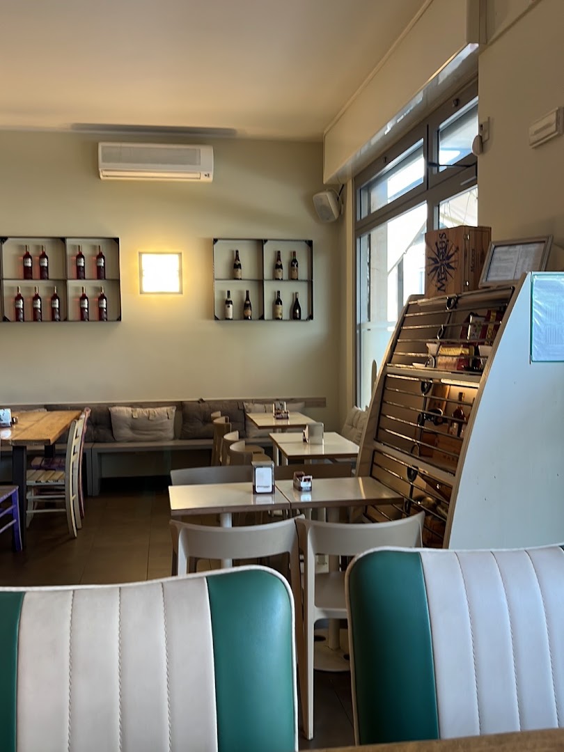Via Veneto Cafè