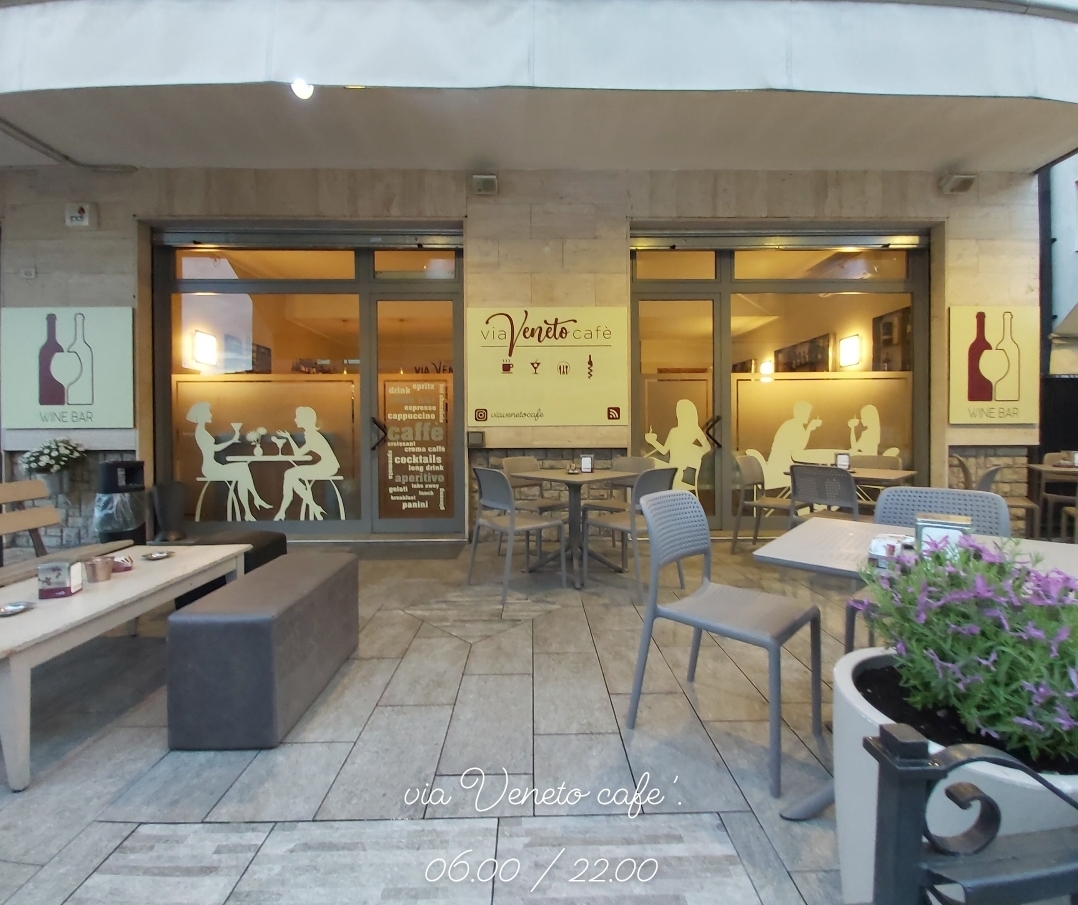 Via Veneto Cafè