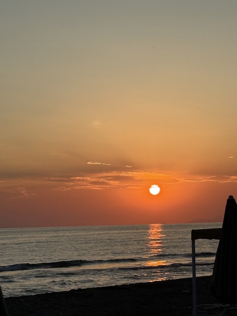 VIAREGGIO ~ Bagno Primavera, Beach & Restaurant