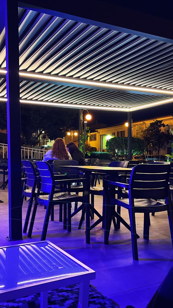 Vibe Bar