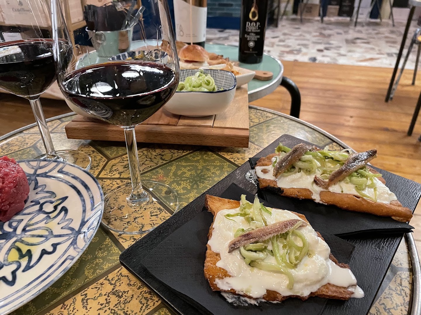 Vicino Enoteca