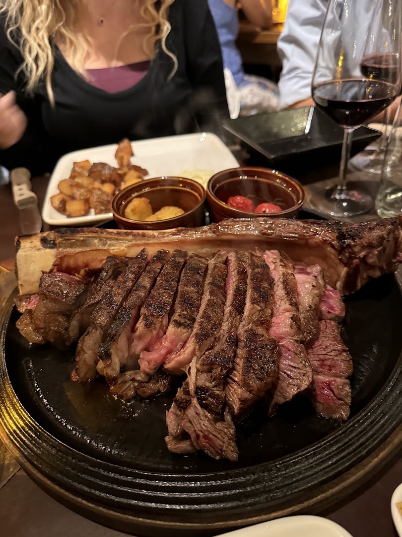 Victor Steak House