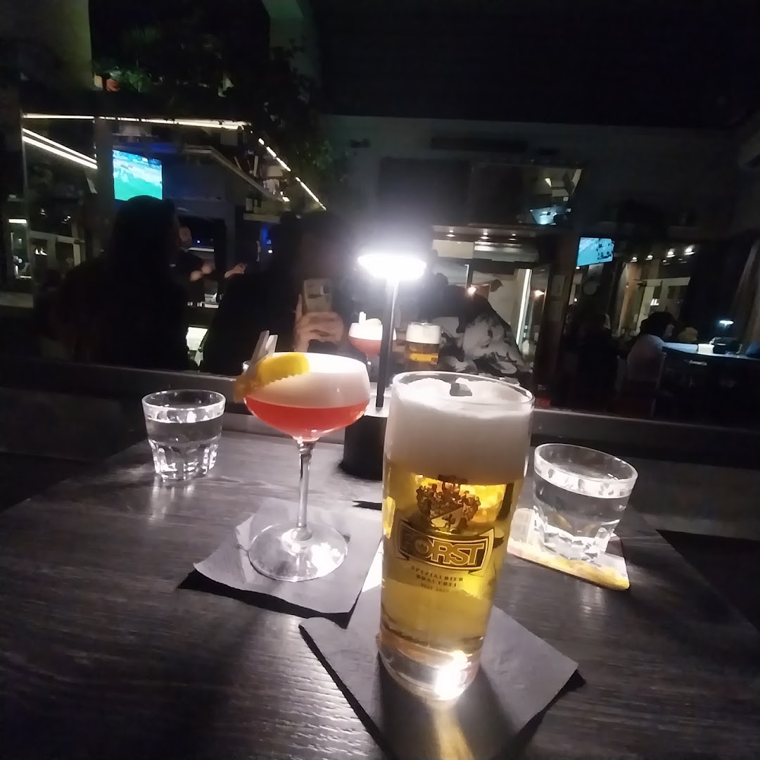 Viktoria Bistrot & Lounge e Wine Bar
