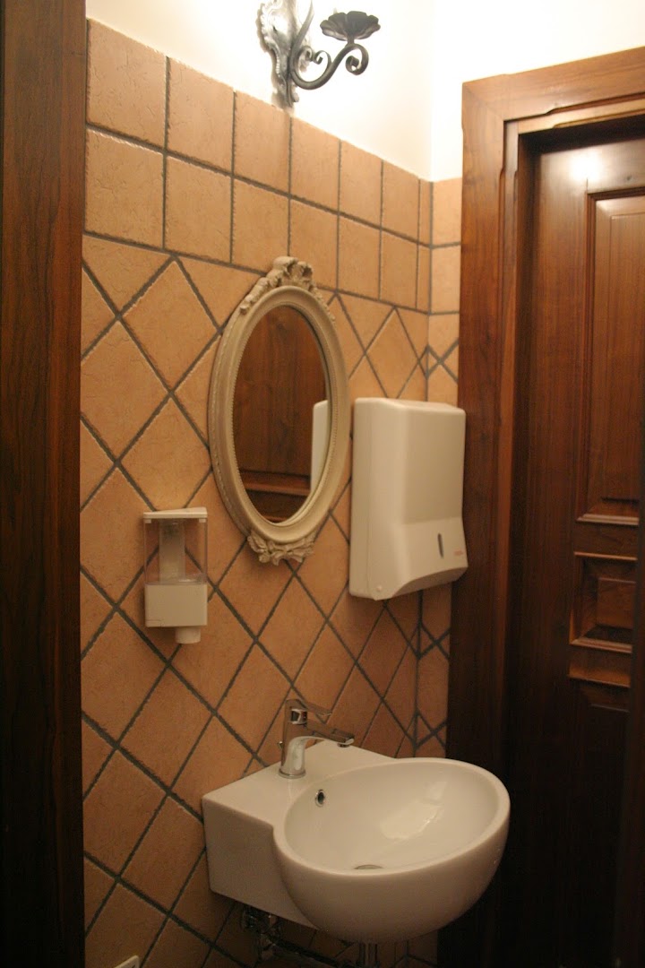 Villa Amalia, Gizzeria