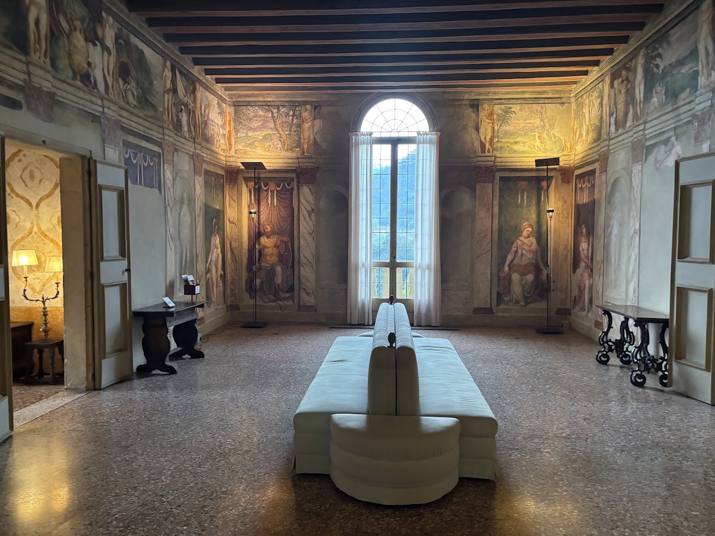 Villa dei Vescovi, Torreglia