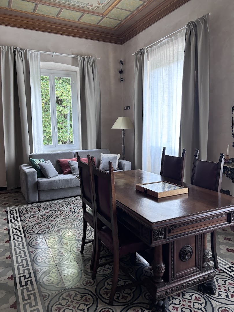 Villa Ghiron