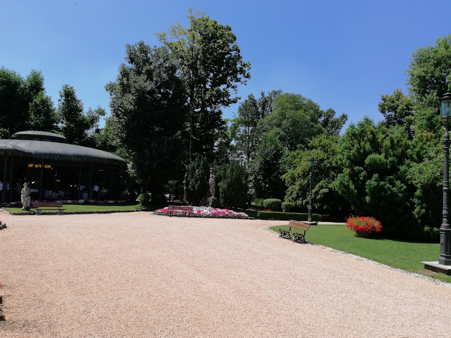 Villa Mattioli, Lesmo