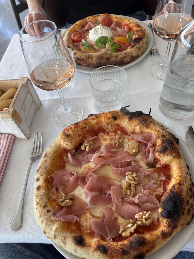 Villa Pioppi Restaurant & Pizzeria