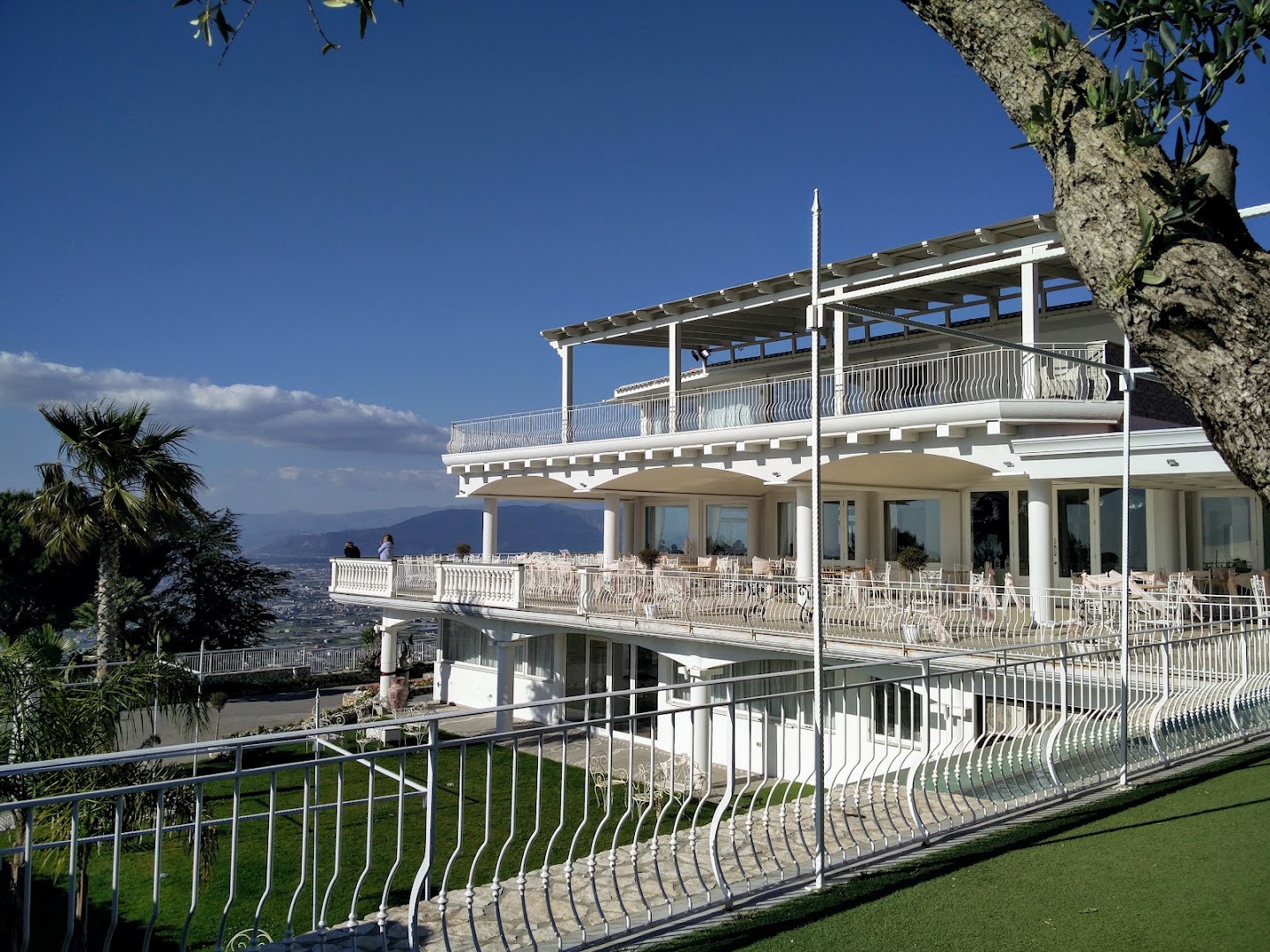 Villa Ristorante Le Chateau