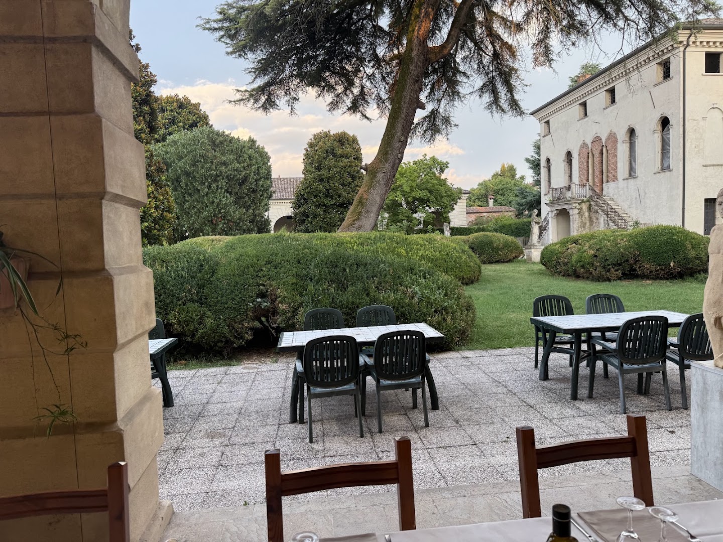 Villa Salom