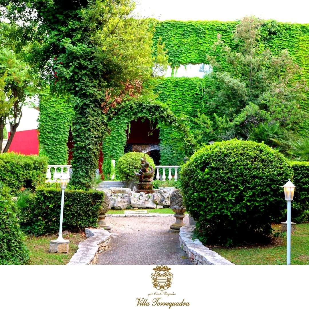 Villa Torrequadra già Conti Rogadeo, Bitonto