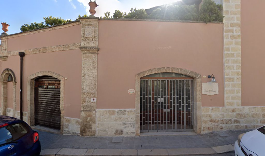 Via Caduti di Tutte le Guerre, 5-7