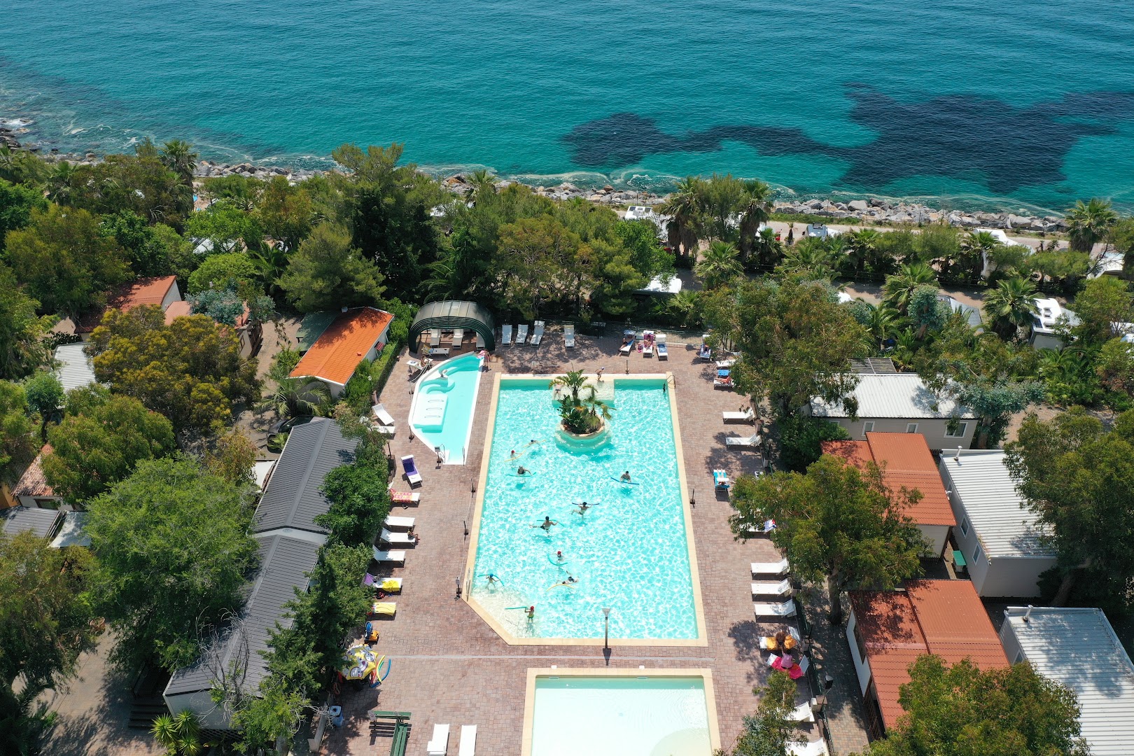 Villaggio dei Fiori 4 Stelle