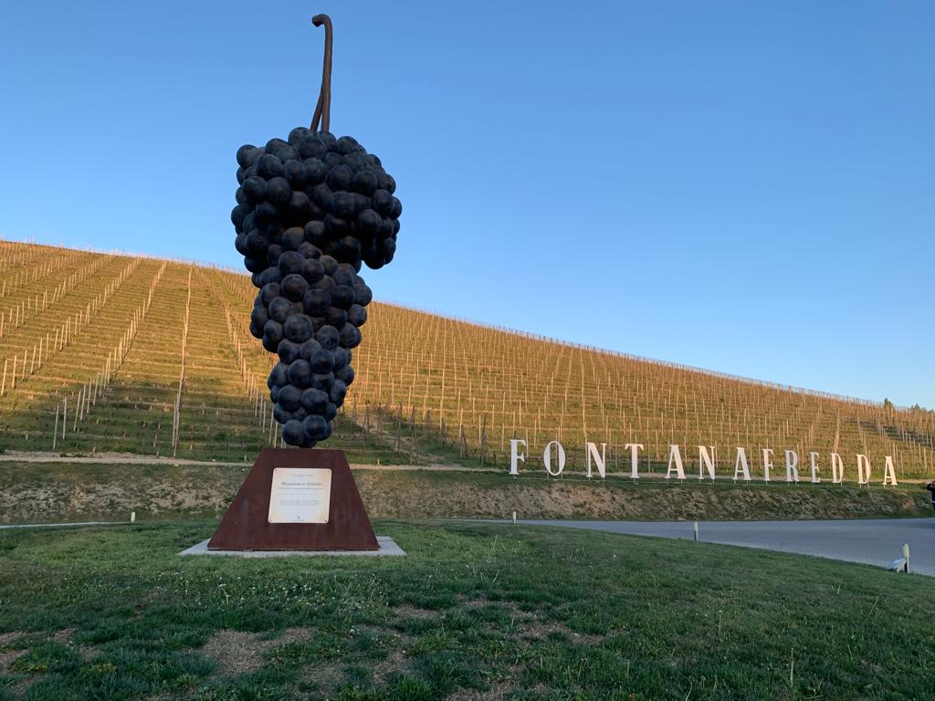 Villaggio Narrante in Fontanafredda & Casa E. di Mirafiore
