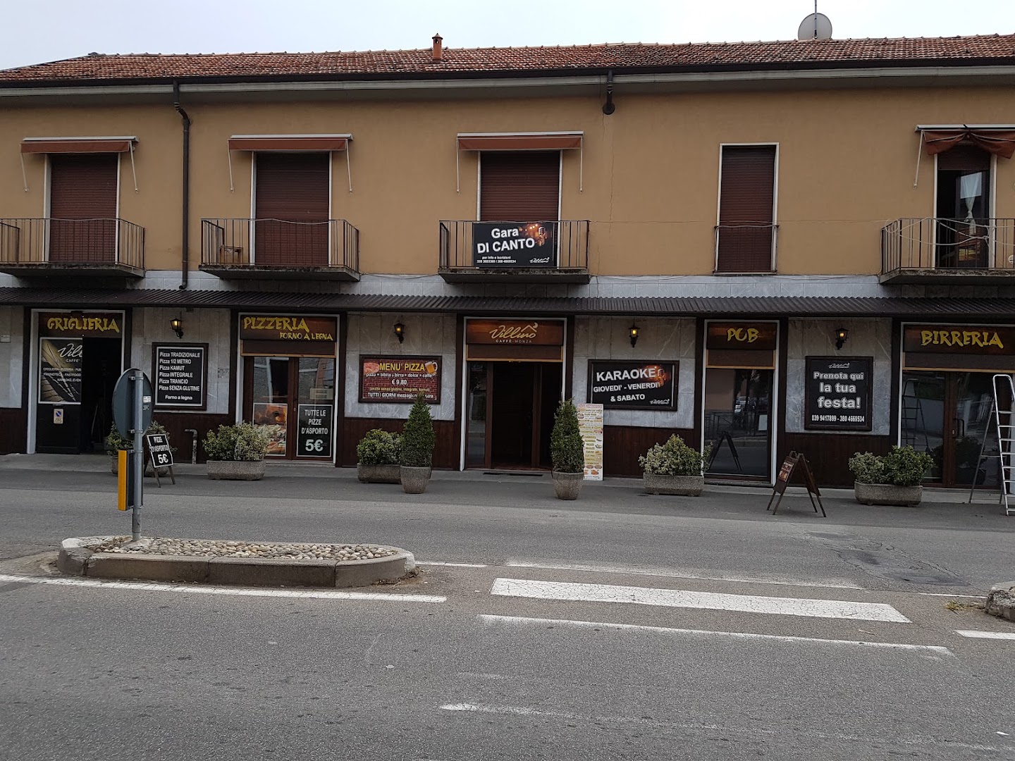 Villino pizza & grill & karaoke