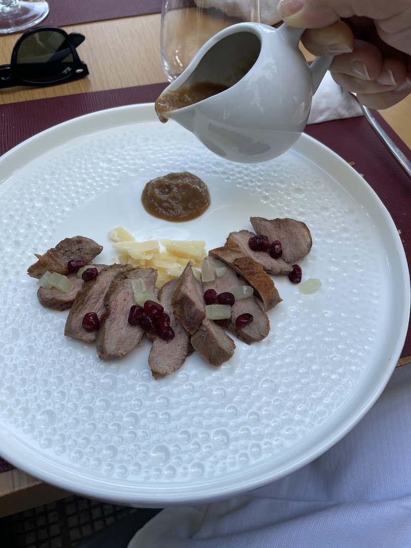 Vinà Enoteca e Vineria