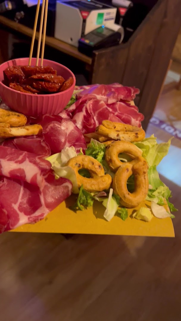 Vinoteca Busto Arsizio - Vineria Spiritoseria