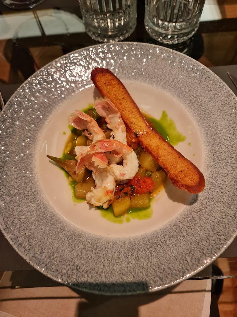 Vinoveritas, Ristorante, Enoteca