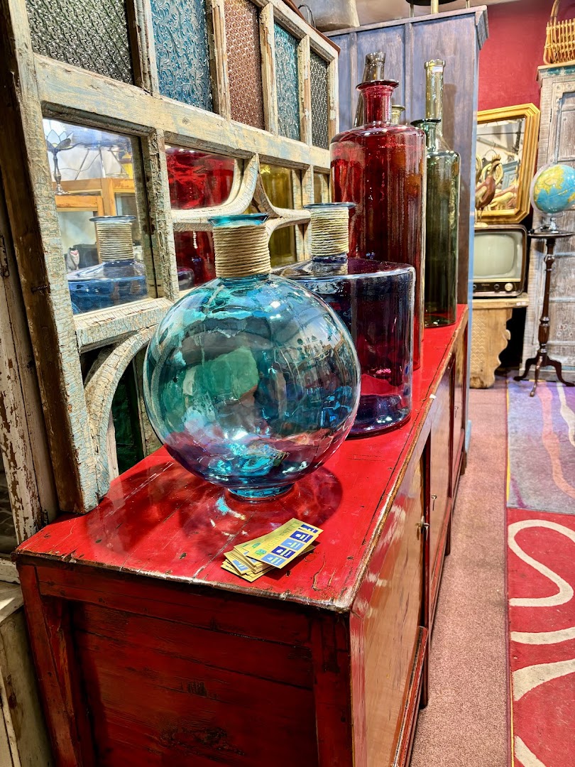 vintage store pd