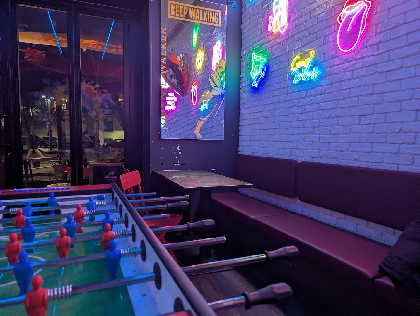 Vinyl Pub