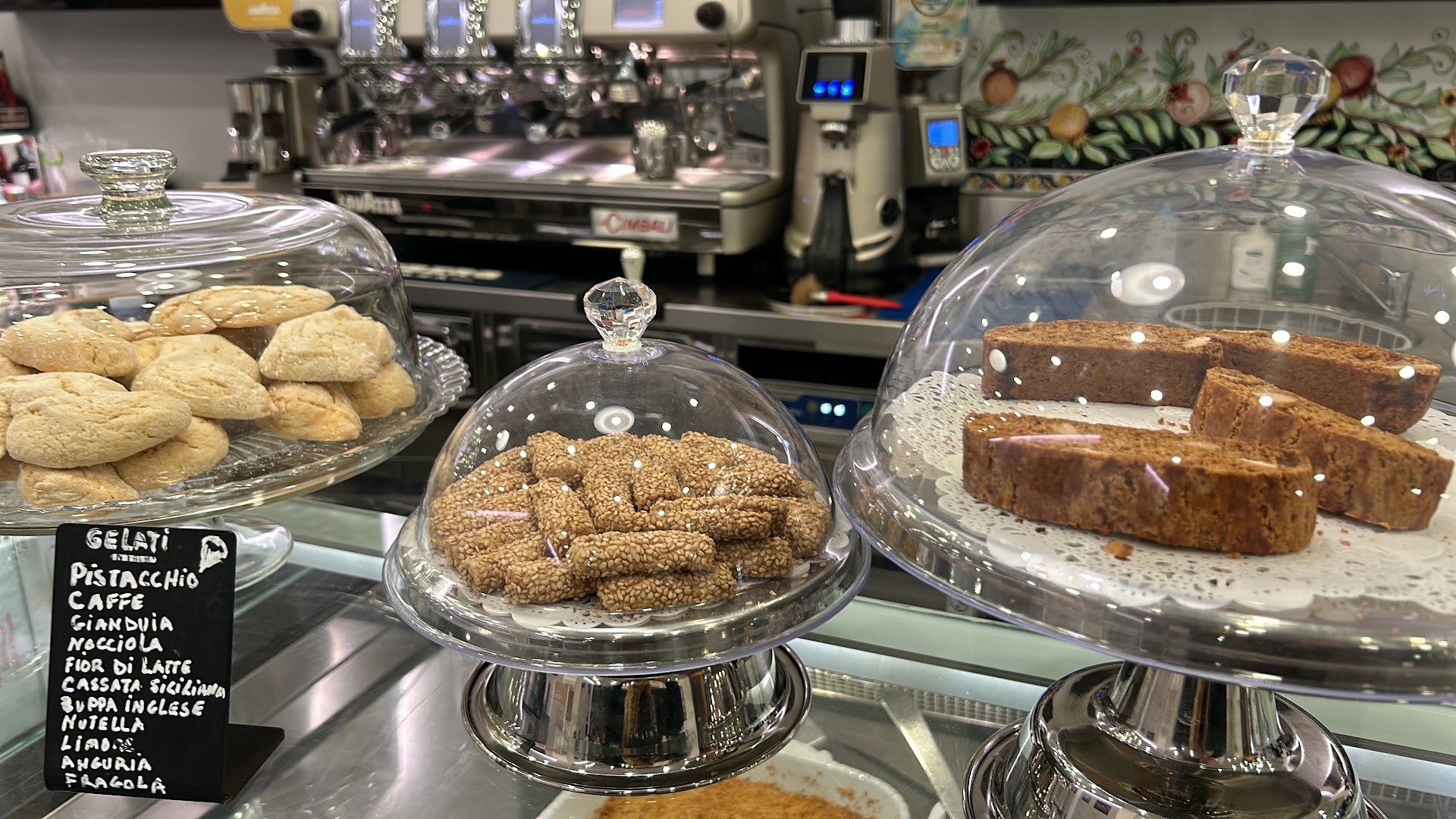 Viola Aeolian Cuisine