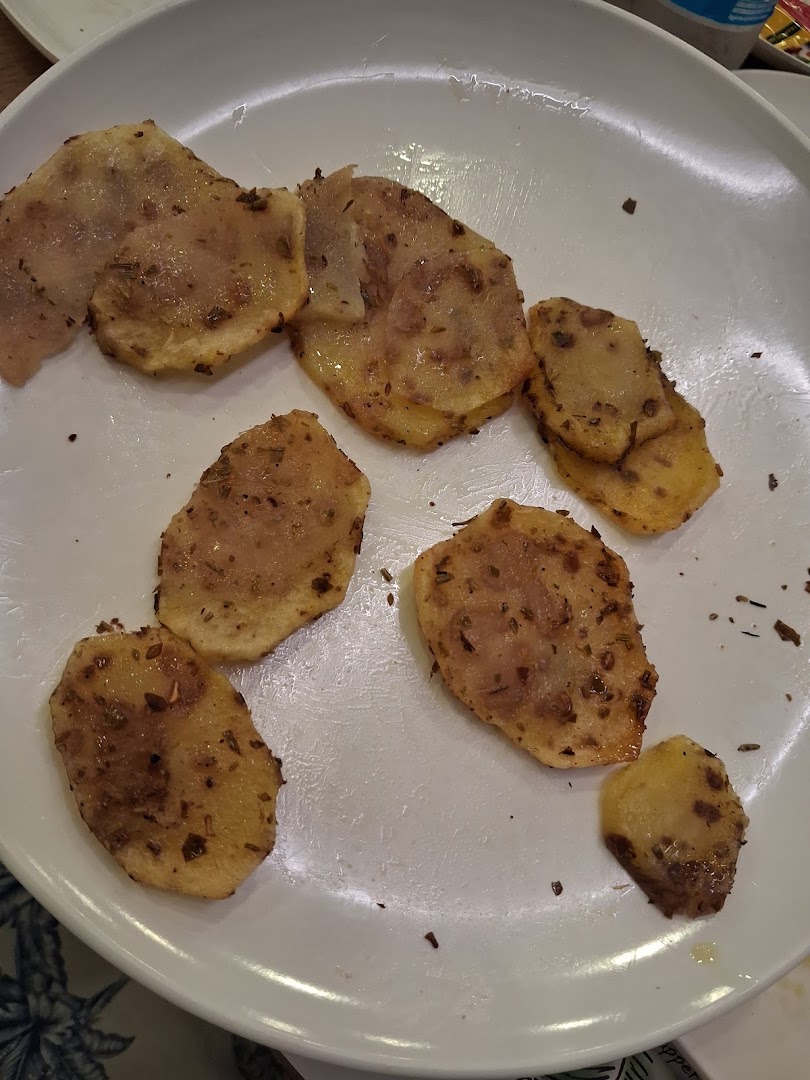 Viola Aeolian Cuisine