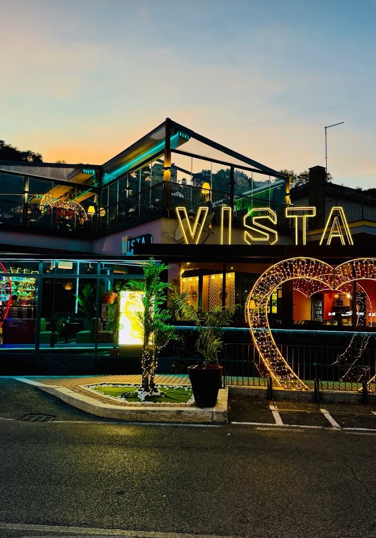 Vista Wine Bar | Aperitivo e Cucina con Vista Lago - Castel Gandolfo, Castel Gandolfo