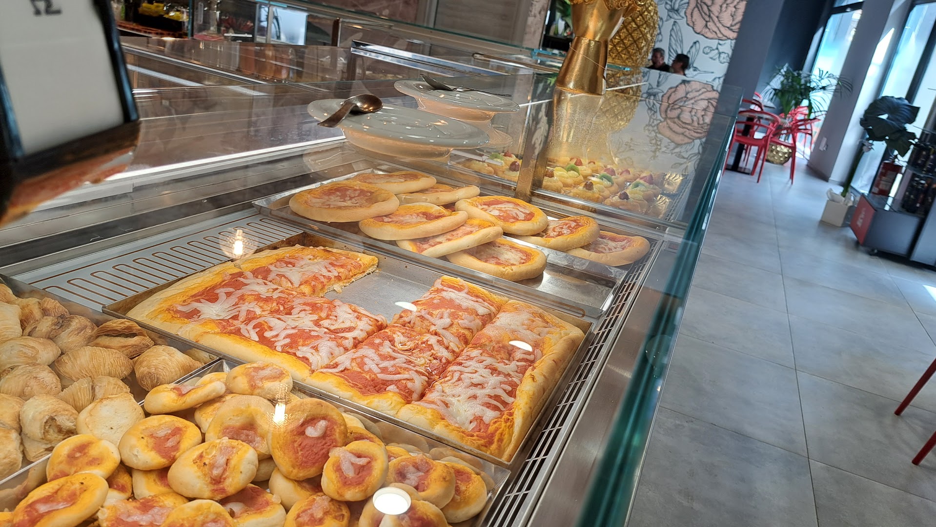 'VITA NOVA' Bar - Food - Music