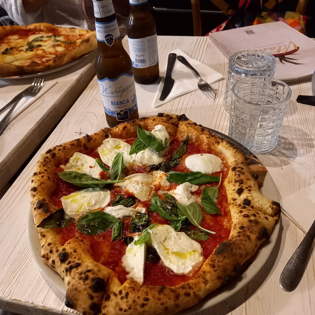 Vitami, Napoli